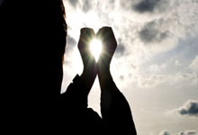 鲸鱼体育官网：英格兰媒体评选英格兰历史传奇阵容：五大家族都有人入选.